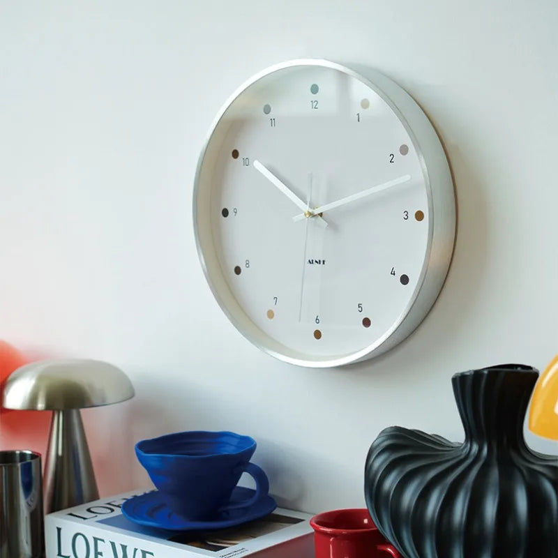 Modern Minimalist Silver Wall Clock – Silent Quartz 35cm Decorative Wall Clock Axl