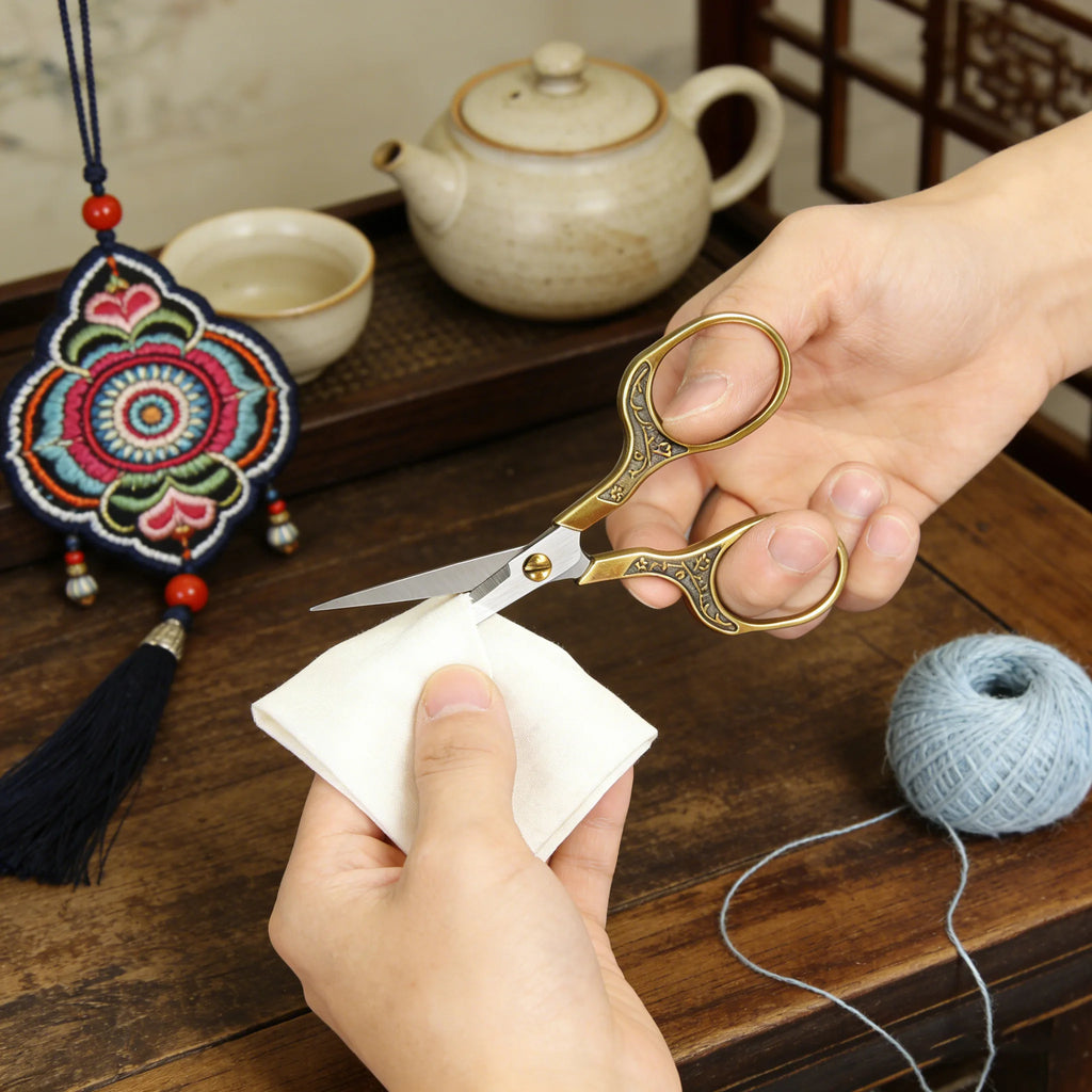 Plum Blossom Embroidery Scissors – Vintage Craft Shears 2–8 PCS Embroidery Scissors Axl