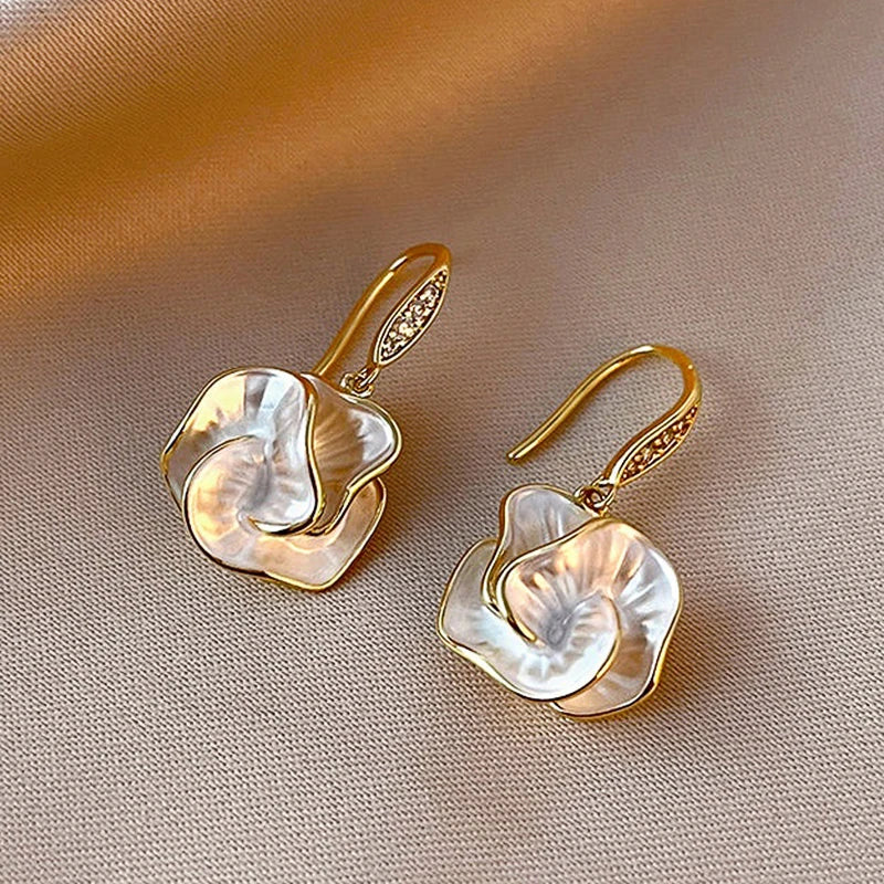 Huitan White Flower Enamel Dangle Earrings | Gold Drop Earrings Dangle Drop Earrings Axl