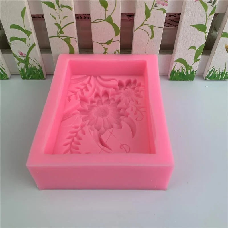 3D Rose Chrysanthemum Silicone Mold – Soap, Resin & Baking Silicone Craft Mold Axl