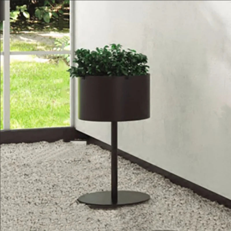 Nordic Iron Plant Shelf | Modern Flower Pot Stand – S/M/L Iron Plant Stand Axl Black-Small