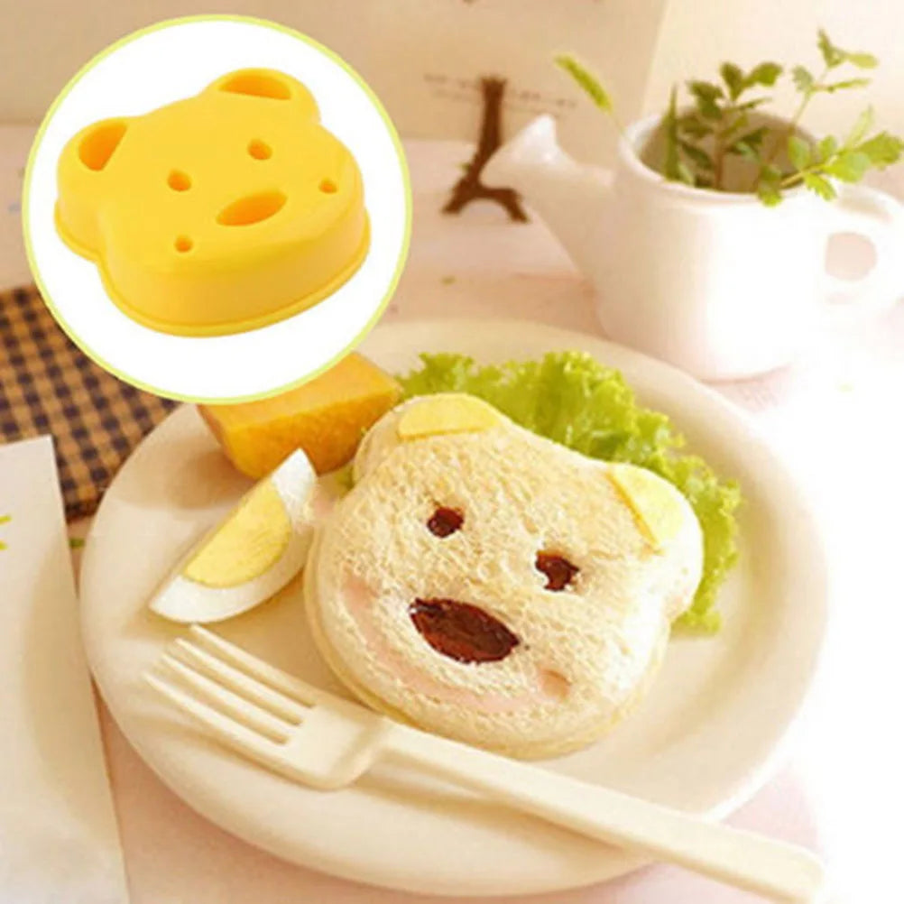 Animal Sandwich Mold Cutter – Bear, Dog & Dinosaur Shapes Sandwich Mold Cutter Axl