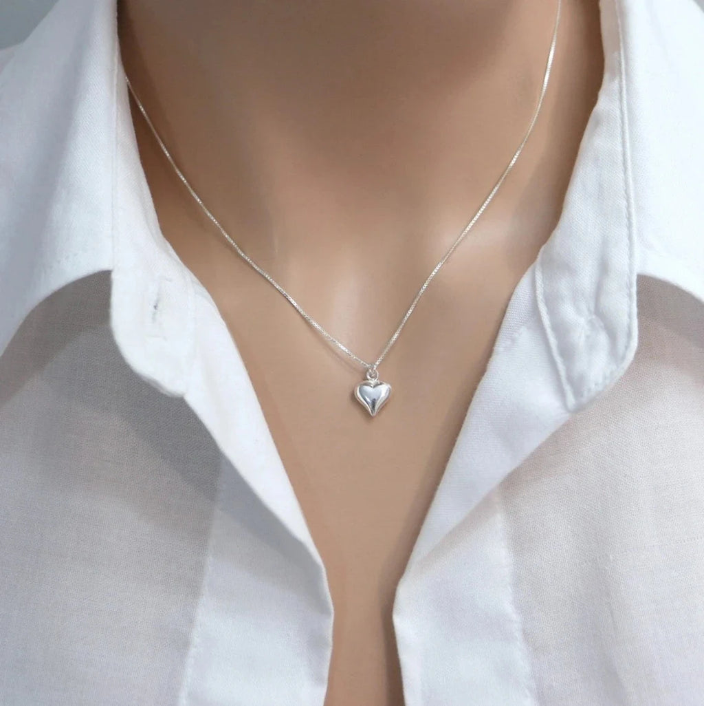 Huitan Silver Heart Pendant Necklace – Box Chain for Women Pendant Necklace Axl