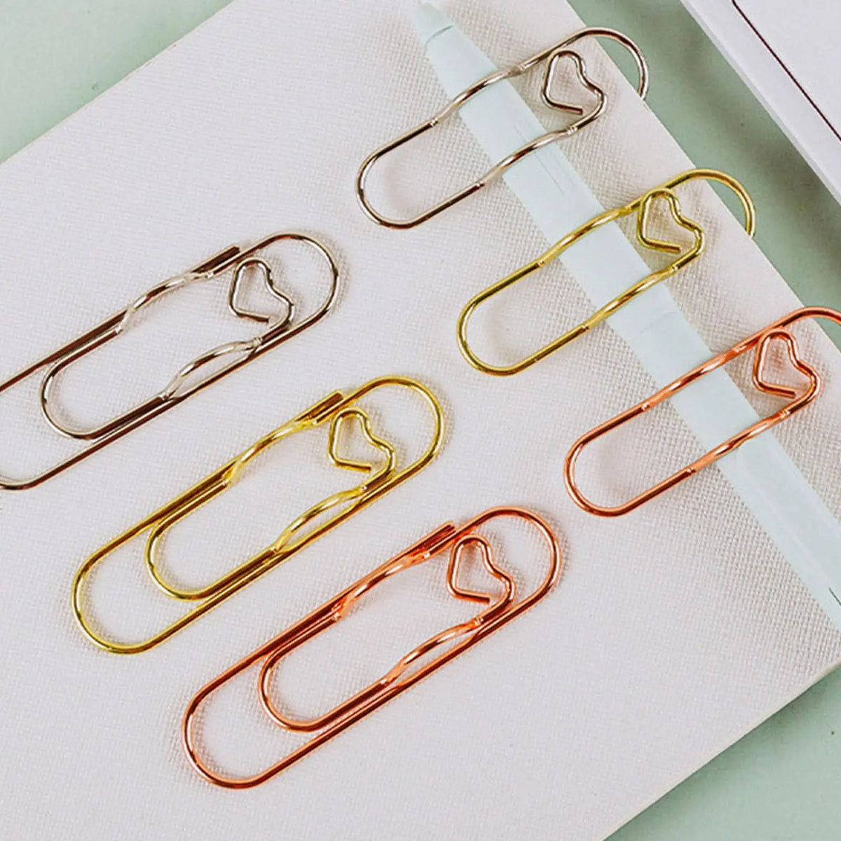 Heart Metal Pen Clip Holders for Notebooks & Journals – 8 Pack Pen Clip Holder Axl