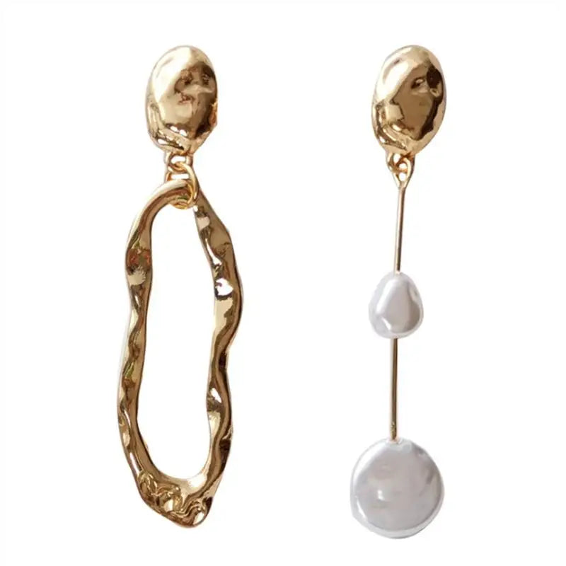 Baroque Asymmetric Pearl Drop Earrings – Geometric Style Pearl Drop Earrings Axl