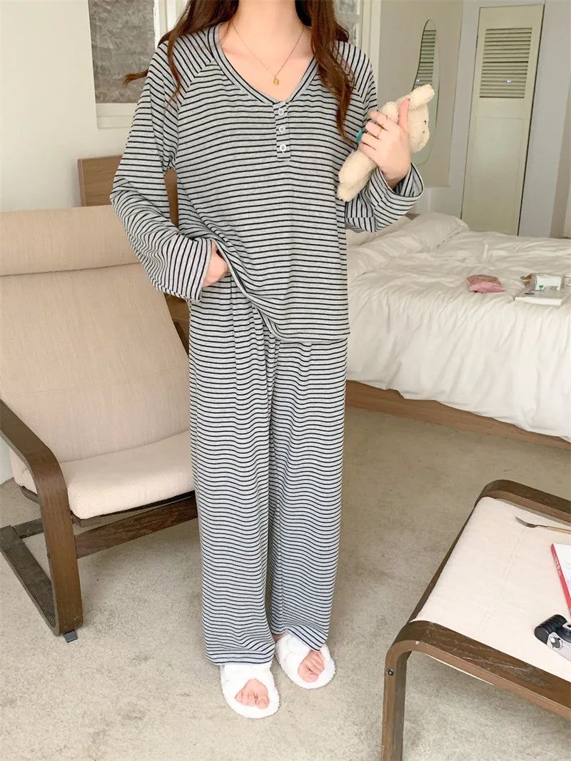 Women's Striped Pajama Set – Loose 2-Piece Casual Homewear Women's Pajama Set Axl gray-1 One Size