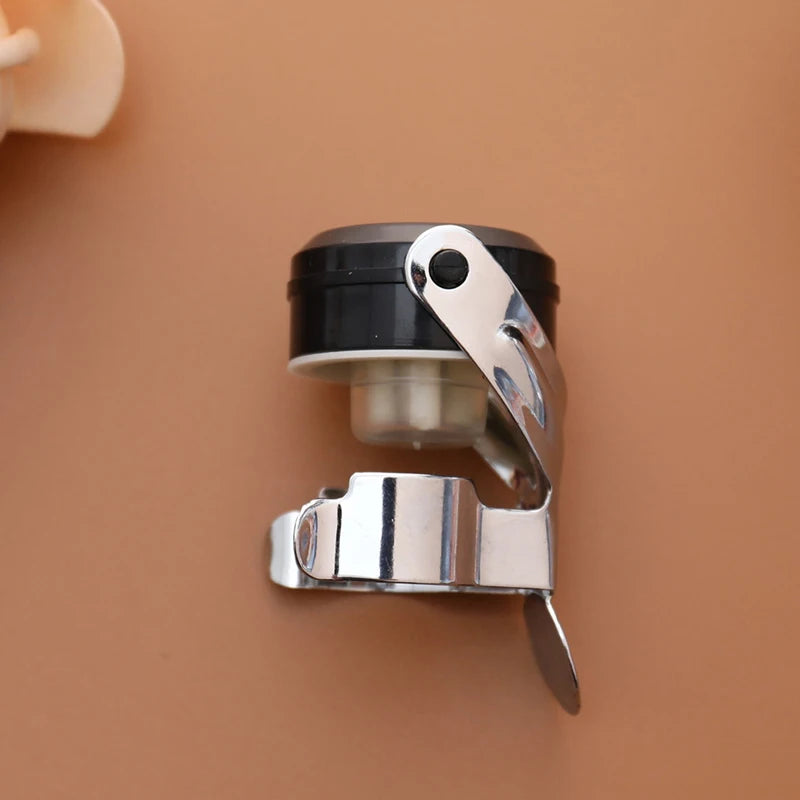 Stainless Steel Champagne & Wine Stopper with Built-In Pump Wine Bottle Stopper Axl Black