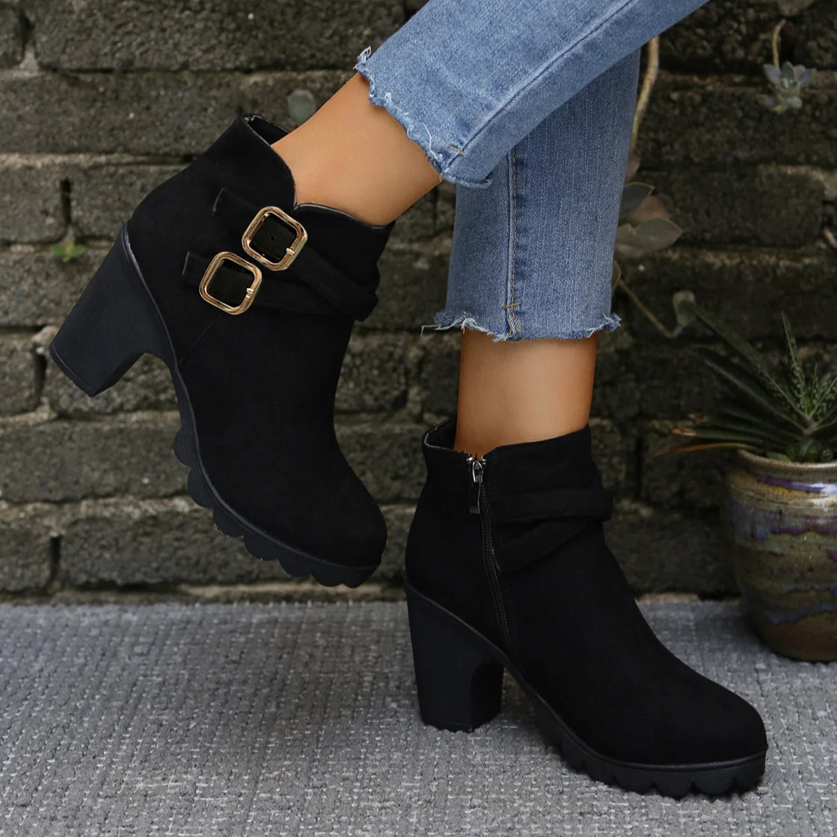 Women's Square Heel Ankle Boots – Faux Suede Winter Fashion Women's Ankle Boots Axl 39 black