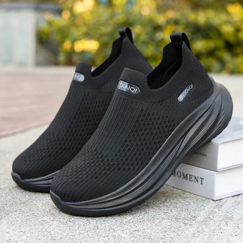 Men's Slip-On Platform Mesh Walking Shoes – Lightweight Men's Casual Shoes Axl black 39