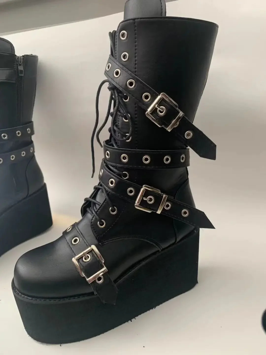 Women's Plus Size Punk Goth Combat Boots – Wedge Buckle Lace-Up Women's Combat Boots Axl
