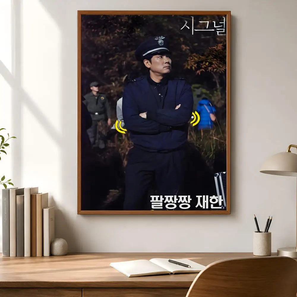 TV Signal Art Poster – Waterproof Self-Adhesive Wall Decor Decorative Wall Poster Axl