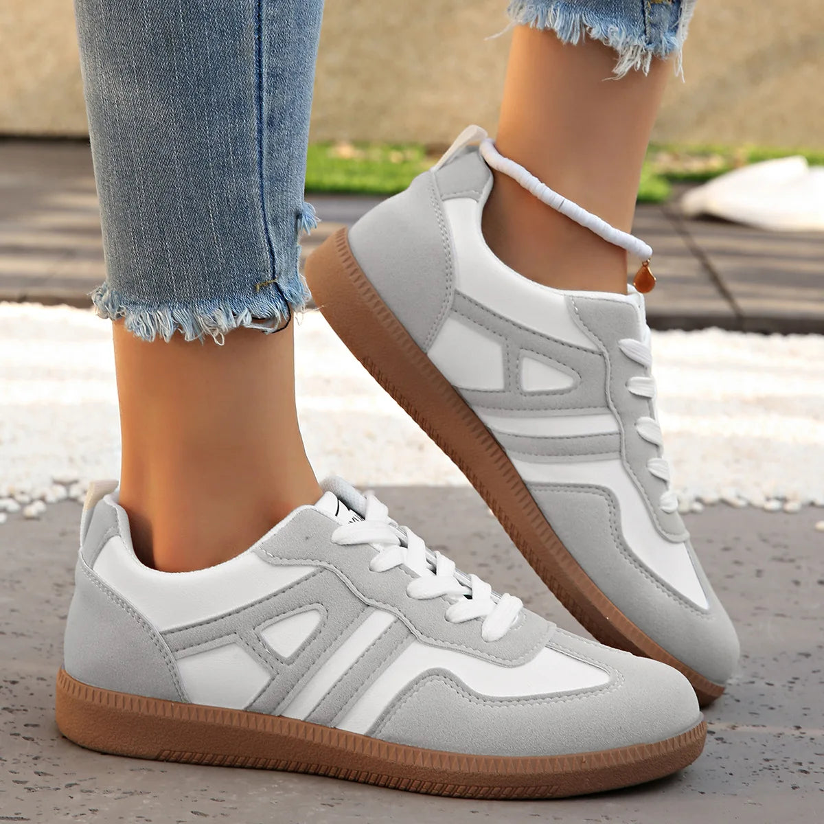 Women's Platform Vulcanize Sneakers – Lace-Up Casual Flat Shoes Women's Casual Sneakers Axl