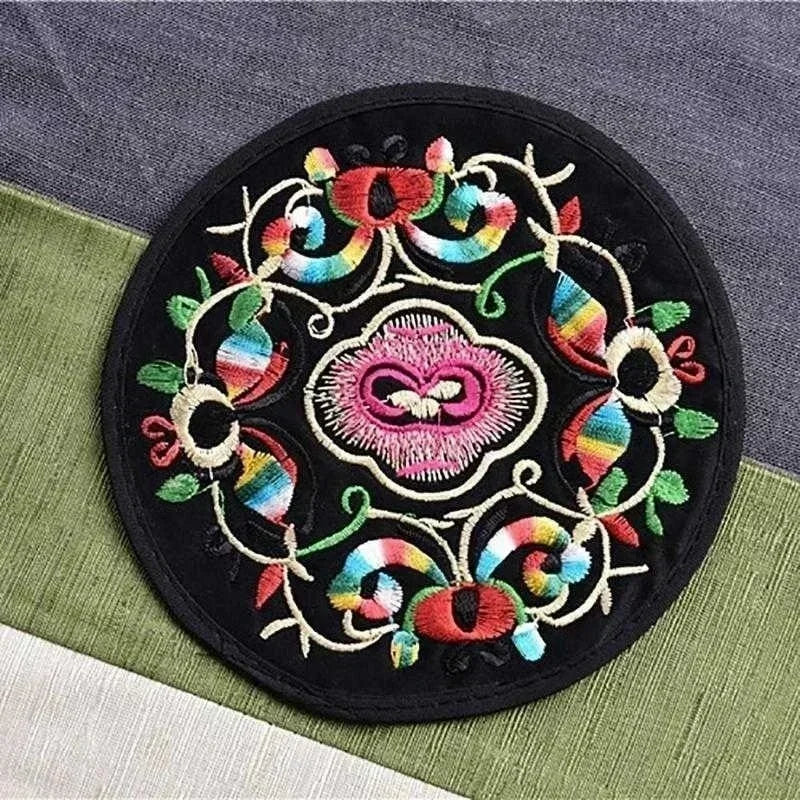 Retro Fabric Embroidery Coaster – Traditional Chinese Style Fabric Table Coaster Axl