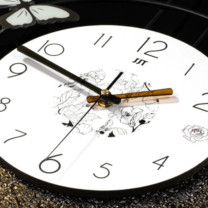 Luxury Modern Silent Wall Clock – Geometric Metal Art Decor Wall Clock Axl