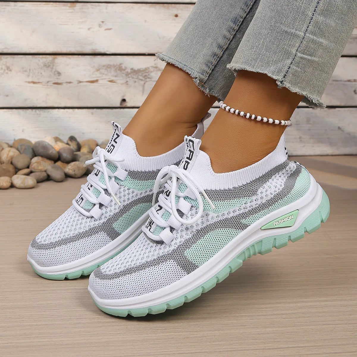 YBQJOO Women's Breathable Mesh Casual Sneakers | Low Top Women's Casual Sneakers Axl light green 36