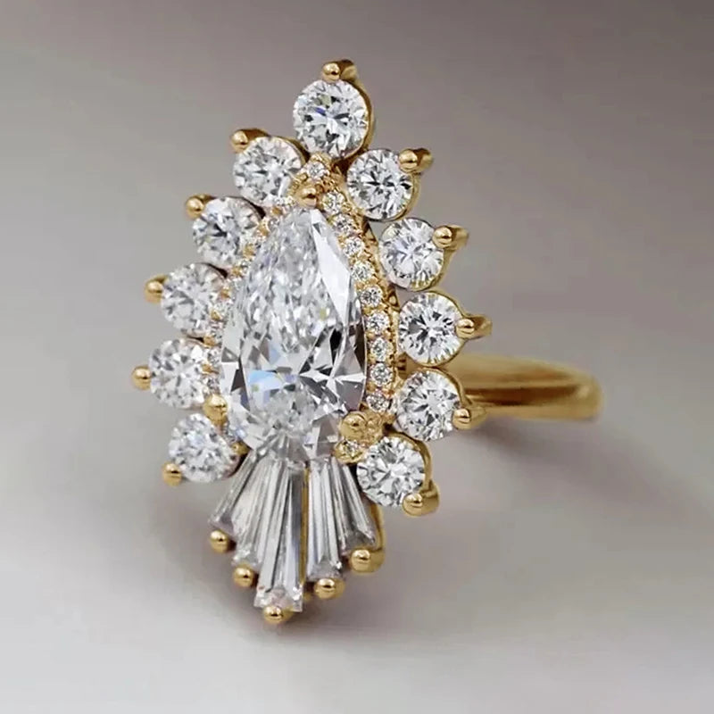 Huitan Women's Cubic Zirconia Ring – Elegant Wedding Band Fashion Ring Axl