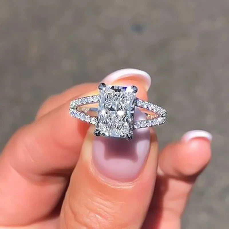 Huitan Women's Geometric Cubic Zirconia Wedding Ring | Sizes 5–14 Fashion Ring Axl