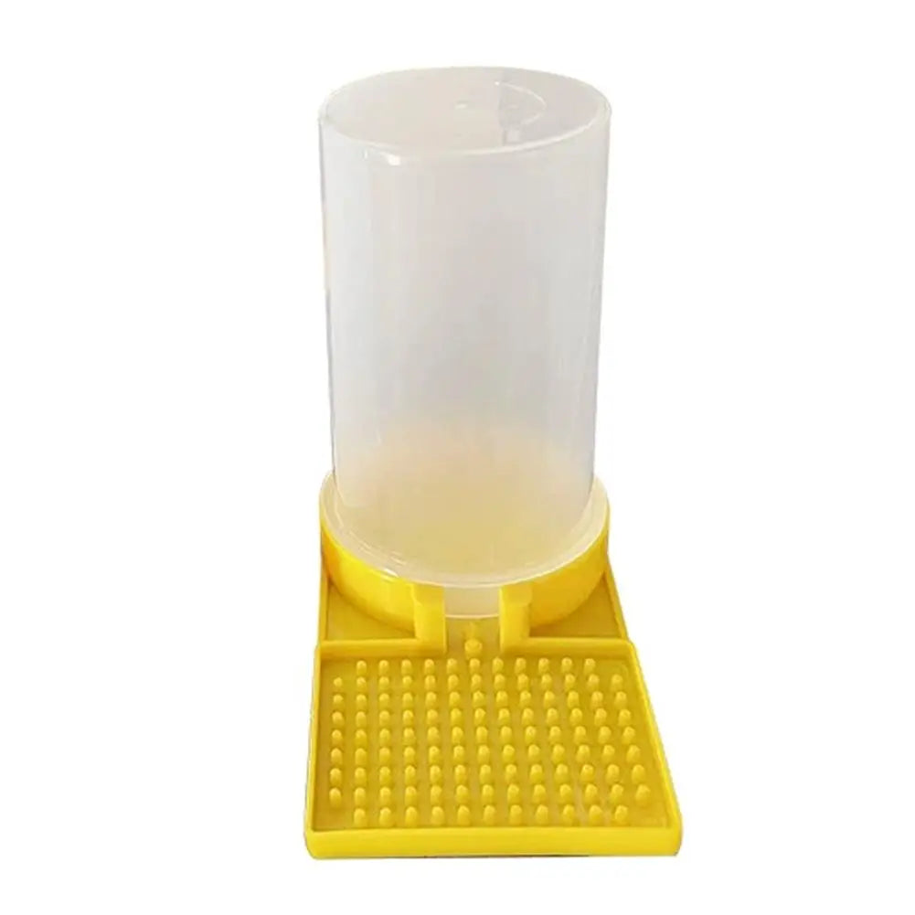 Bee Water Feeder – Safe Honeybee Drinking Station & Tray Bee Feeder Axl M 1pcs