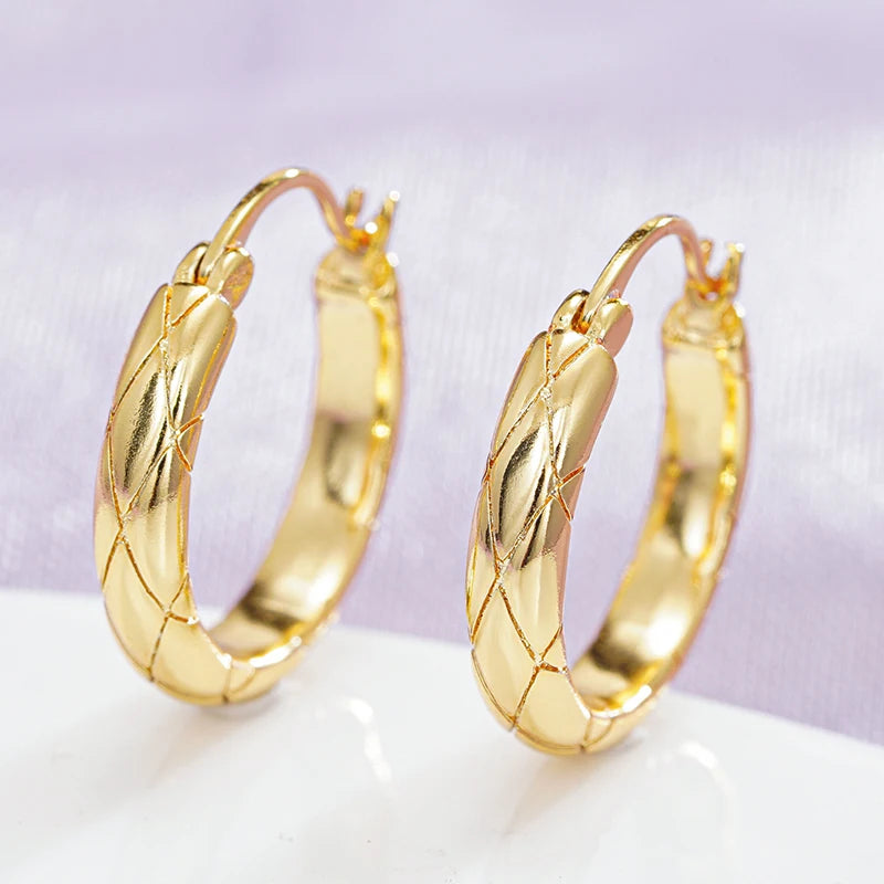 Huitan Glossy Grid Hoop Earrings – Geometric Fashion Jewelry Hoop Earrings Axl
