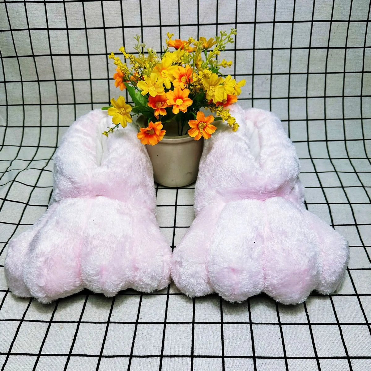 Lorilury Bunny Faux Fur Slippers – Fluffy Women's Slip-On Novelty House Slippers Axl pink rabbit claw 43