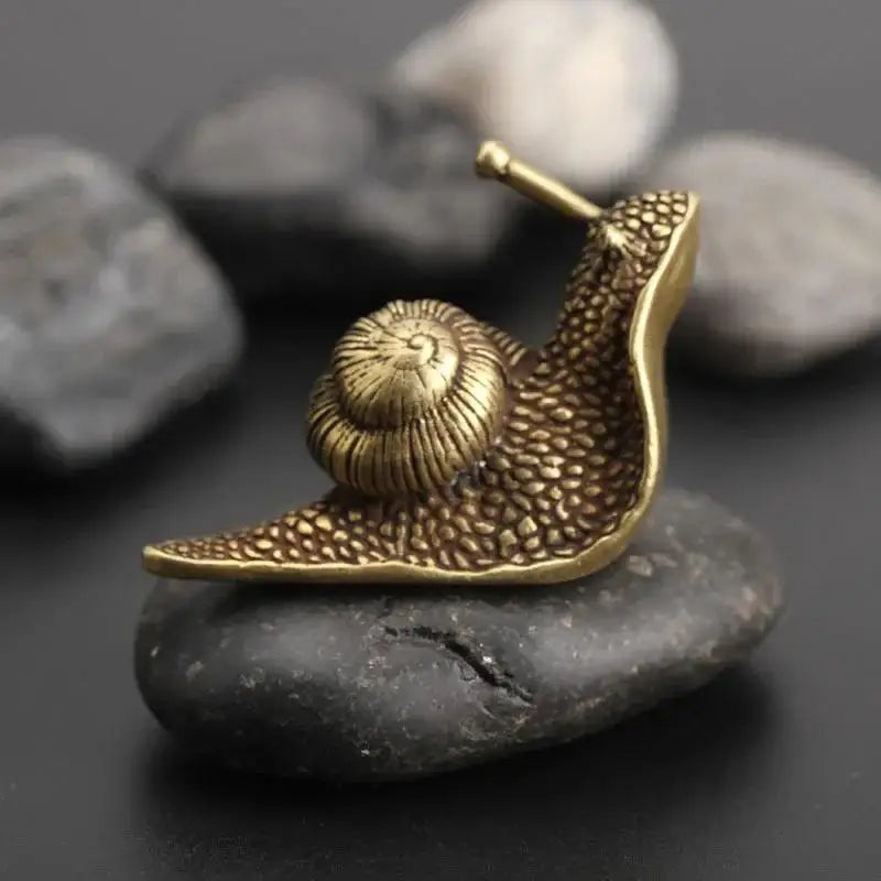 Mini Pure Copper Snail Statue – Antique Brass Desk Ornament Brass Desk Ornament Axl