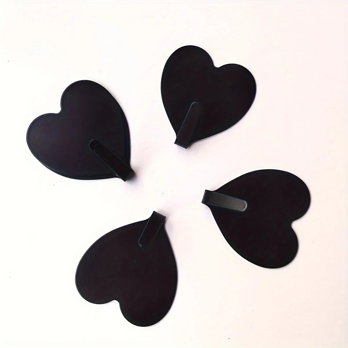 Heart-Shaped Adhesive Wall Hooks – Heavy-Duty Home Organizer Adhesive Wall Hooks Axl