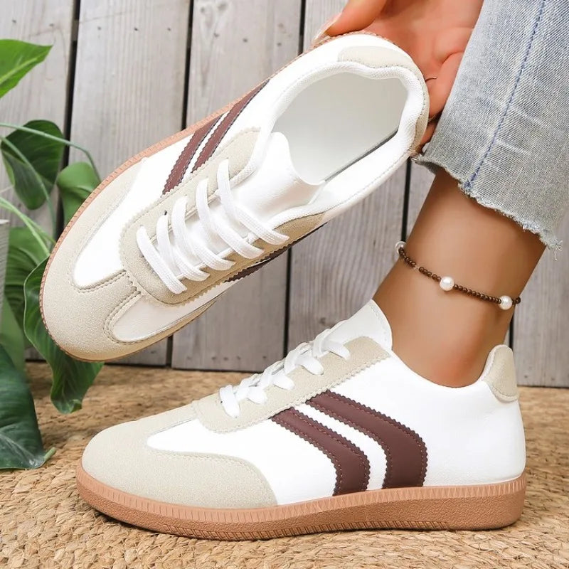 Women's Breathable Flat Sports Shoes – Lace-Up Round Toe Women's Flat Shoes Axl 39 WHITE