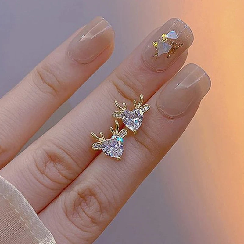 Huitan Elk Stud Earrings – Gold Heart Cubic Zirconia Christmas Stud Earrings Axl