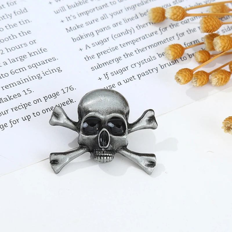 Gothic Skull Cross Brooch Pin – Vintage Metal Badge Jewelry Gothic Brooch Pin Axl
