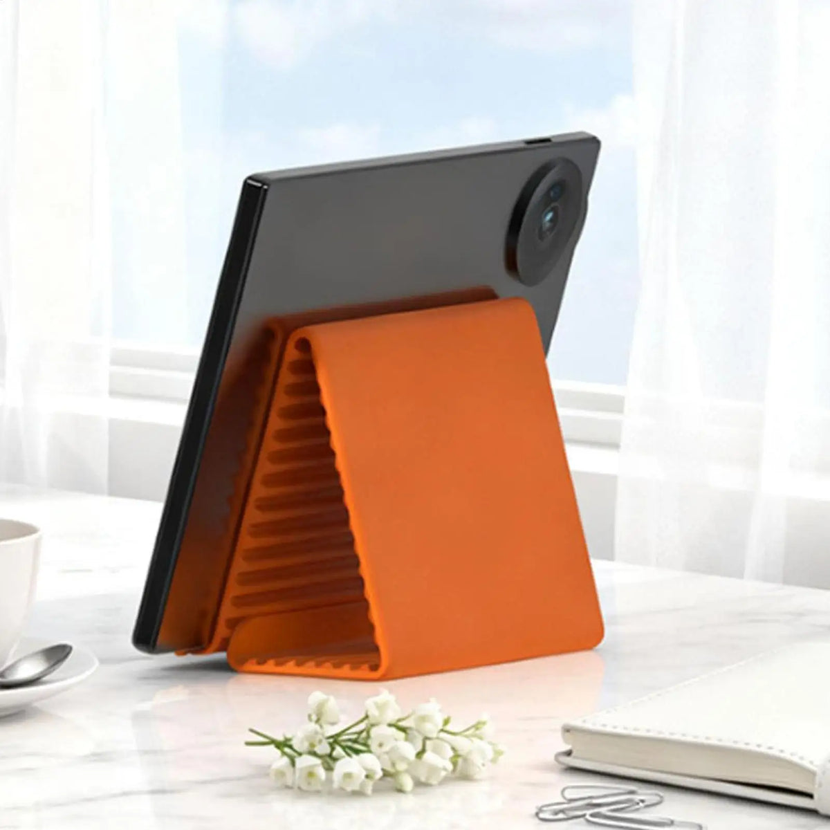 Flexible Silicone Phone Stand – Adjustable Desk Mount for Tablets Phone & Tablet Stand Axl