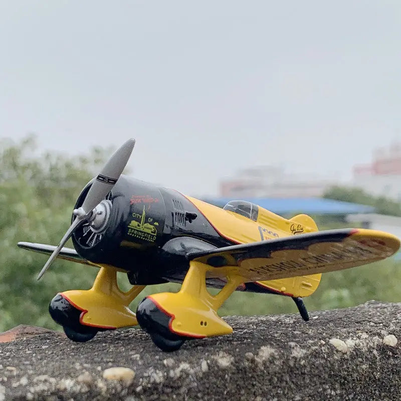 Modern Metal Airplane Ornament – Miniature Aircraft Home Decor Decorative Sculpture Axl