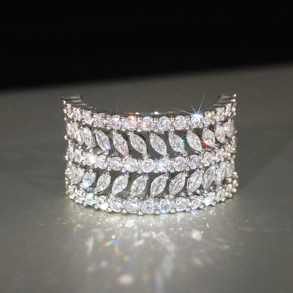Huitan Women's Cubic Zirconia Wedding Band – Pave Ring Wedding Band Ring Axl