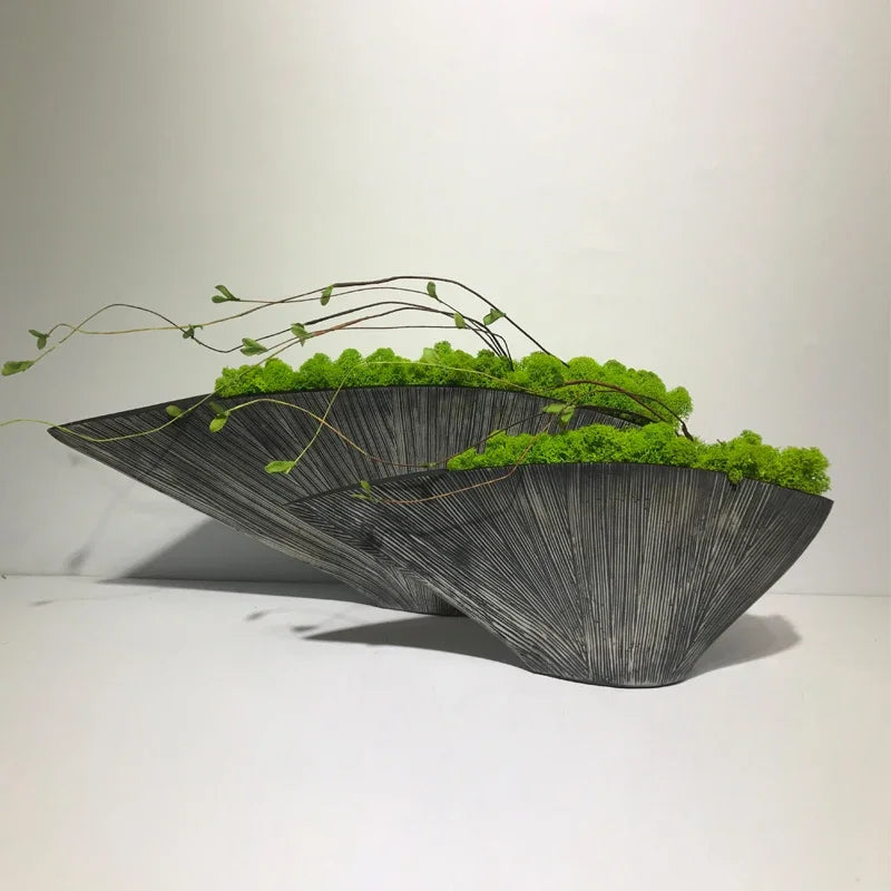 Nordic Large Fan-Shaped Resin Vase – Modern Home Décor Decorative Resin Vase Axl
