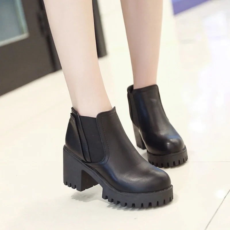 Women's Round Toe Ankle Boots – Thick Sole Square Heel Women's Ankle Boots Axl 38 black