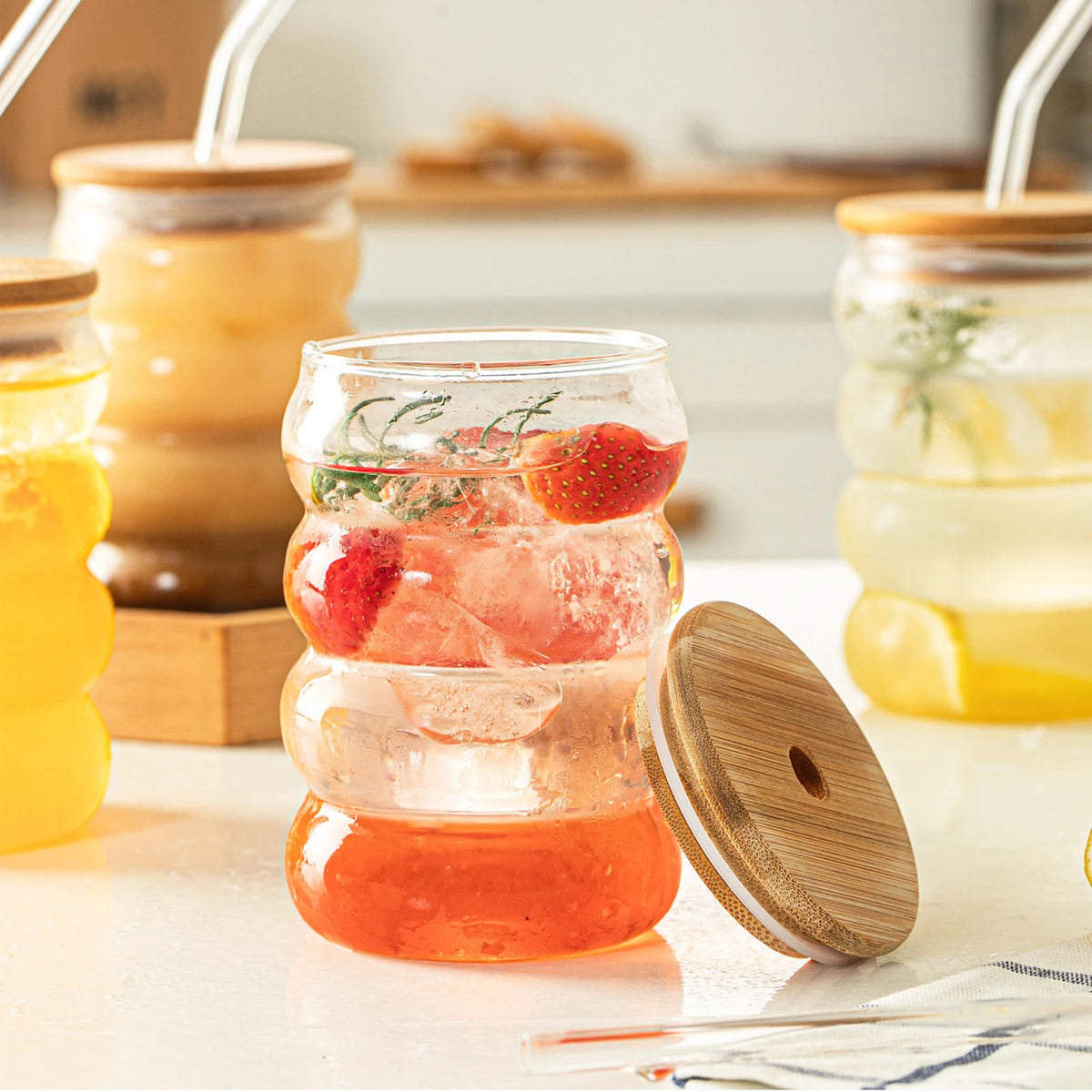4-Pack Wave Borosilicate Glass Cups with Lid & Straw | KEMORELA Glass Drinkware Set Axl