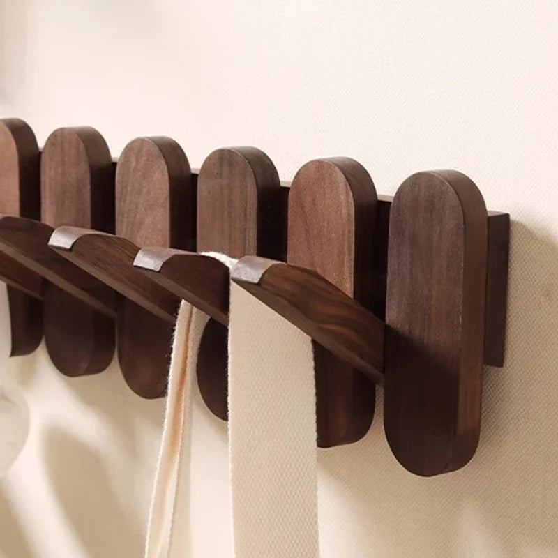 Piano Key Wall-Mounted Coat Rack – 12-Hook Oak Wood Organizer Wall-Mounted Coat Rack Axl