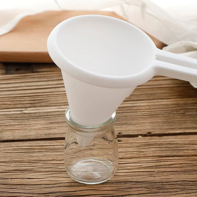 Adjustable Cream Funnel Batter Dispenser for Cakes & Chocolate Baking Dispenser Funnel Axl