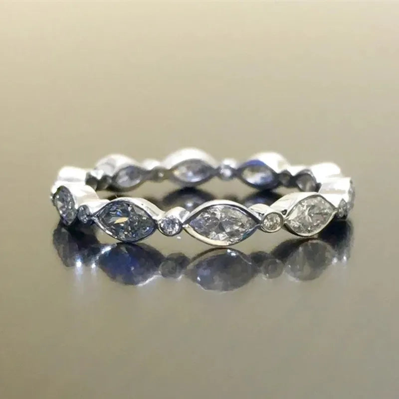 Huitan Marquise Cubic Zirconia Ring – Women's Fashion Jewelry Fashion Ring Axl
