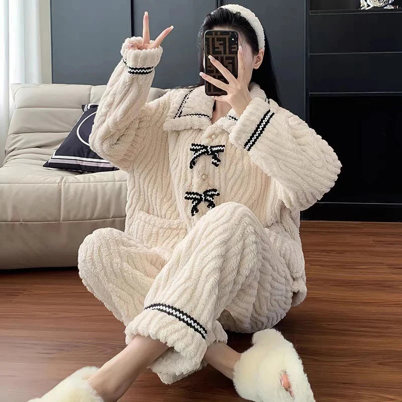 Women's Bow Pajama Set – Warm Thick Winter Sleepwear 2-Piece Women's Pajama Set Axl white 1XL