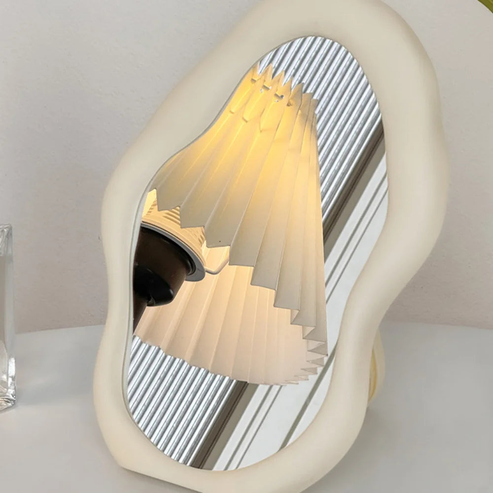 Cloud-Shaped Makeup Mirror – Decorative Standing Dresser Mirror Decorative Vanity Mirror Axl