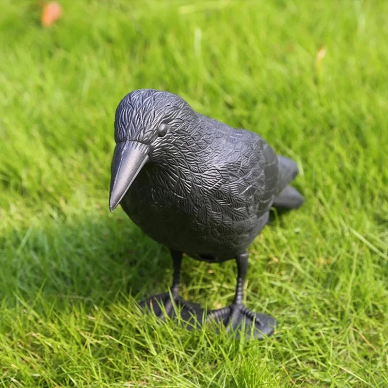 Realistic Crow Decoy – Bird Repellent Raven Statue for Garden Bird Deterrent Decoy Axl