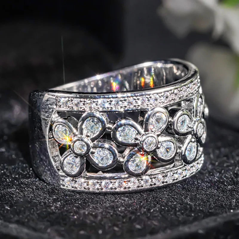 Huitan CZ Flower Ring for Women – Hollow Brass Wedding Band Fashion Ring Axl