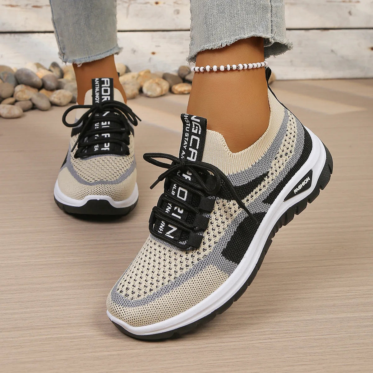 YBQJOO Women's Breathable Mesh Casual Sneakers | Low Top Women's Casual Sneakers Axl black 36