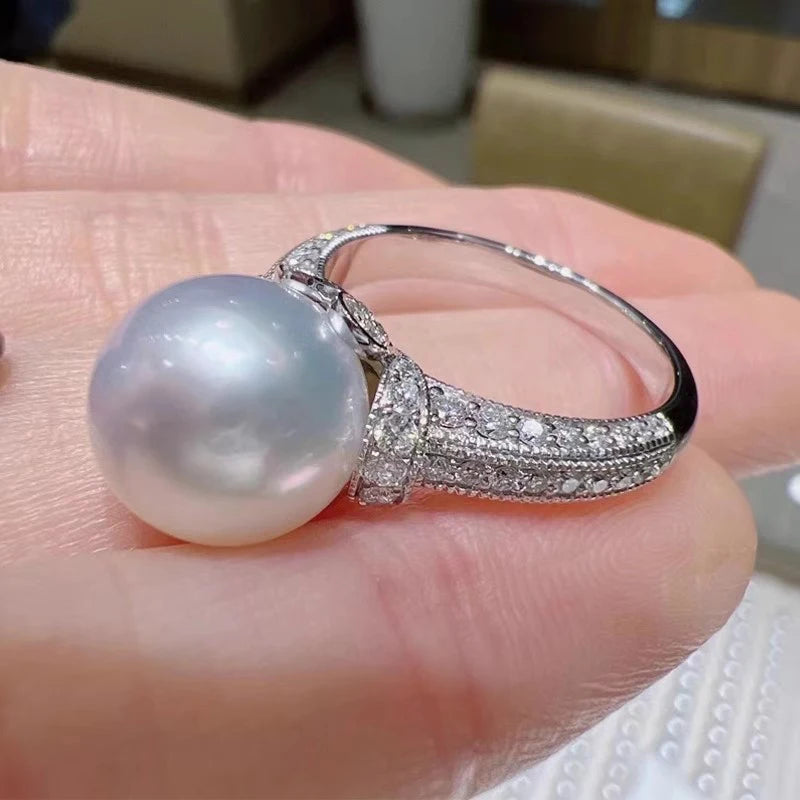 Huitan Pearl & Zirconia Women's Wedding Ring – Silver Tone Fashion Ring Axl