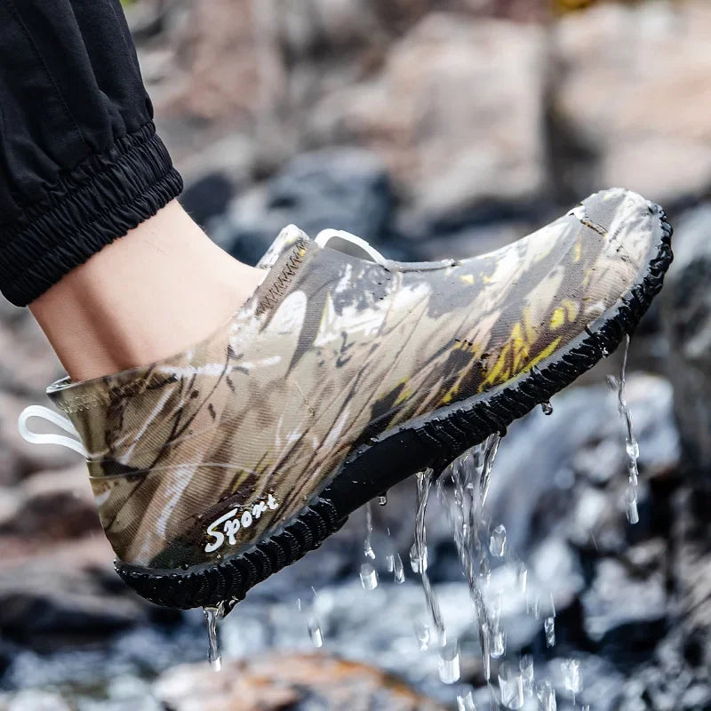 Men's Waterproof Ankle Rain Boots – Slip-On PVC Work Shoes Men's Rain Boots Axl Camouflage yellow 44
