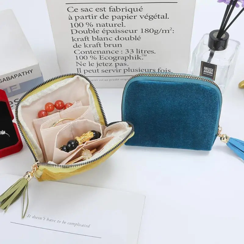 Soft Velvet Jewelry Pouch – 4-Slot Tassel Zipper Travel Bag Jewelry Storage Pouch Axl