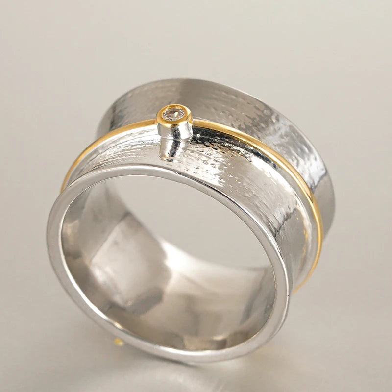 Huitan Wide Glossy CZ Ring – Punk Style Women's Party Ring Fashion Ring Axl