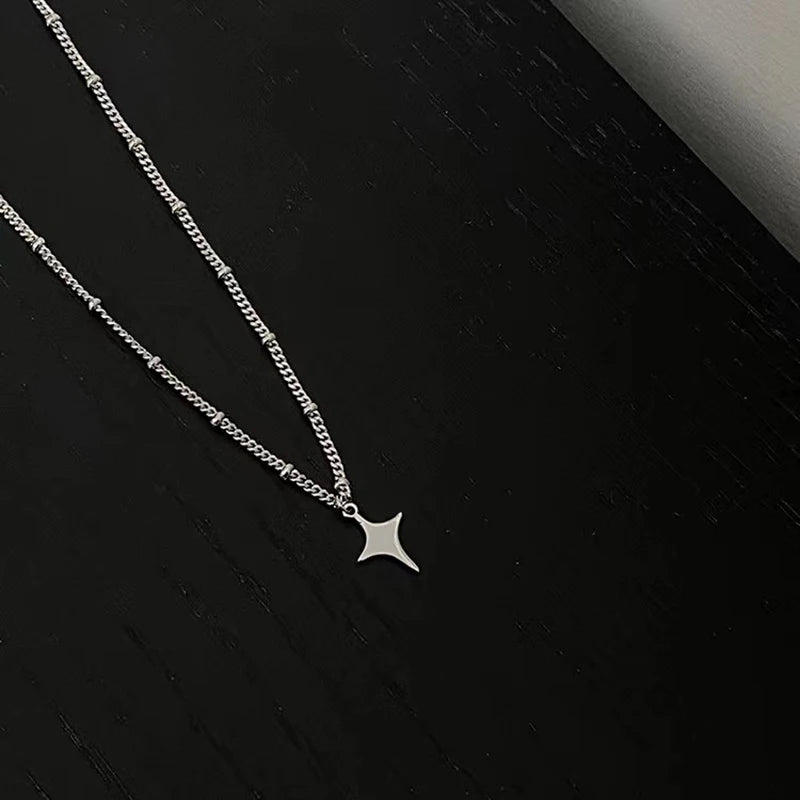 Star Choker Necklace – Titanium Steel Pendant Chain Unisex Pendant Necklace Axl