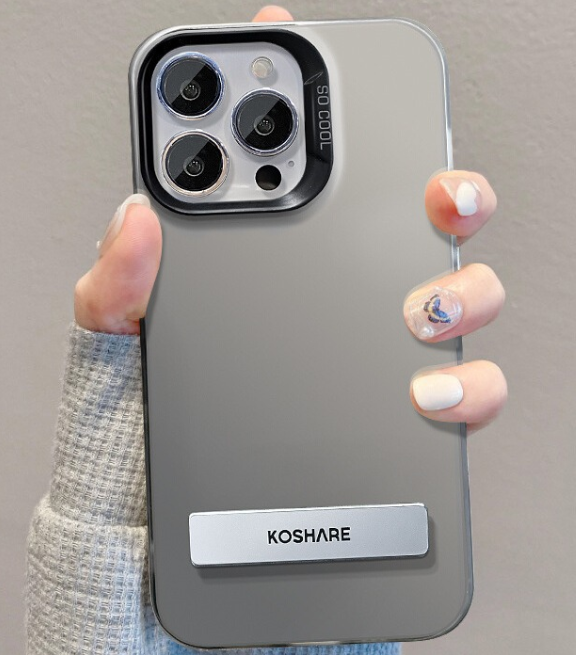 iPhone 7/8 Plus Dual-Layer Shockproof Case with Stand Axl