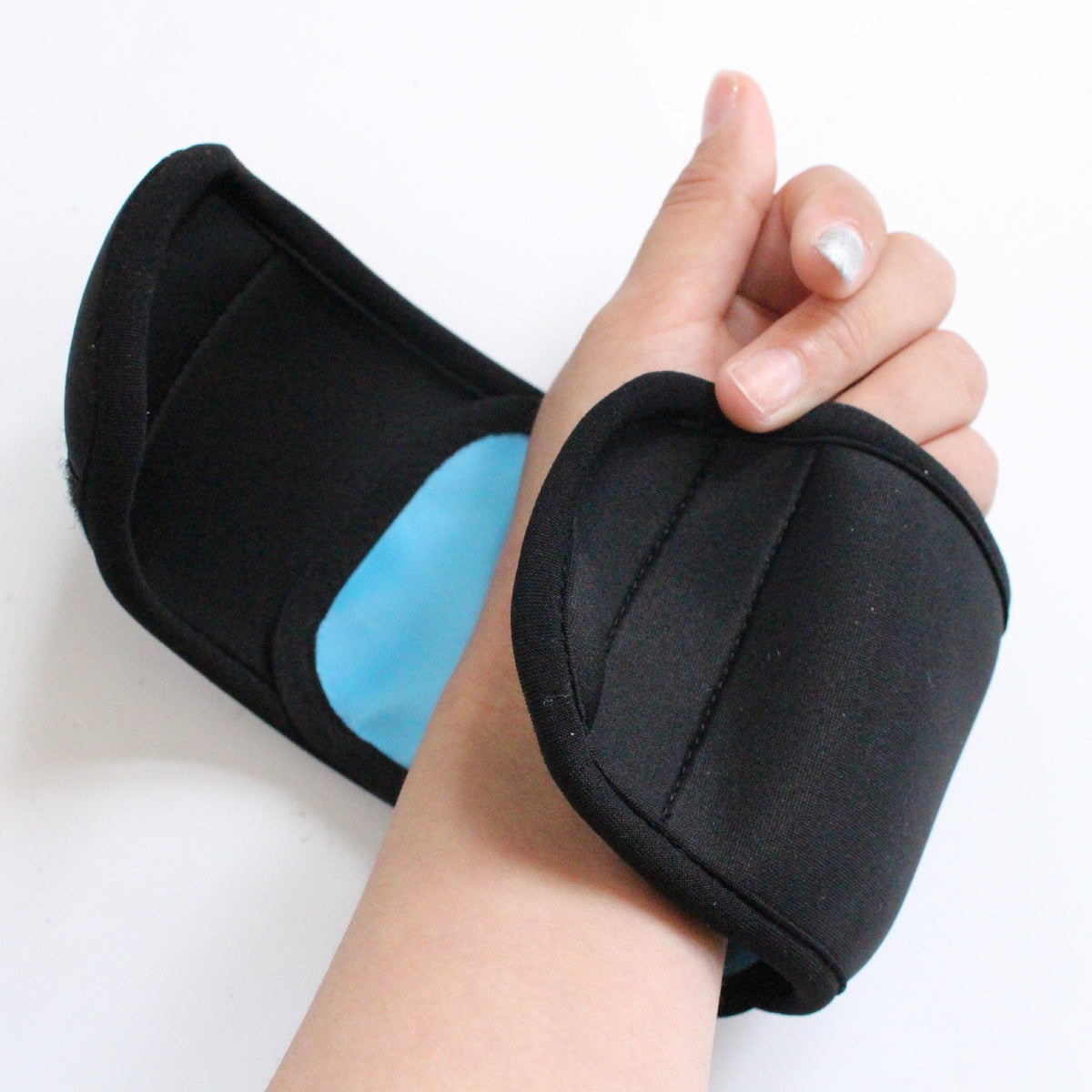 Cold Compress Sleeve for Foot Sprain Axl